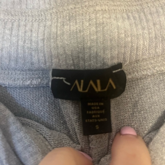 Alala Gray Activewear Top and Pants set Women’s Size Small - Picture 6 of 9